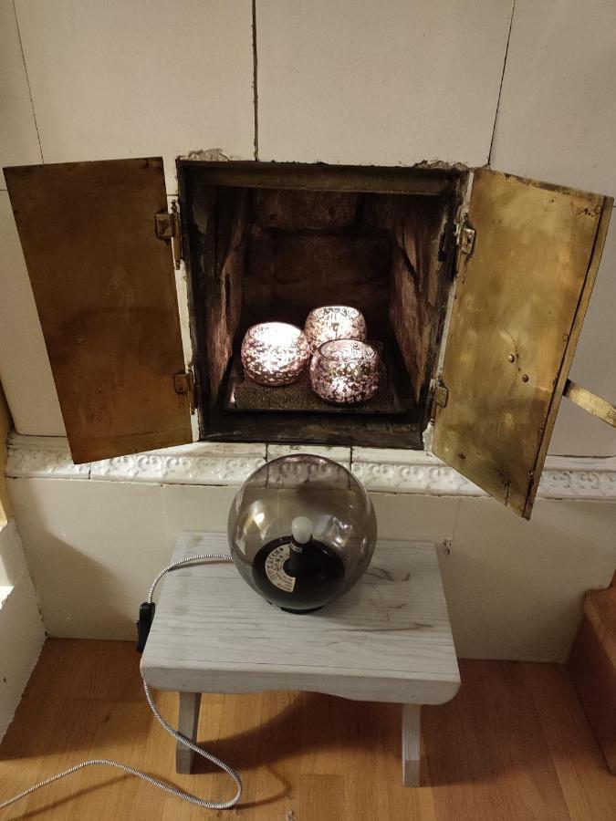 Den Unika Sekelskiftsvaningen. Apartman Norrtälje Kültér fotó
