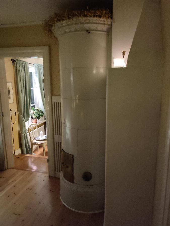 Den Unika Sekelskiftsvaningen. Apartman Norrtälje Kültér fotó